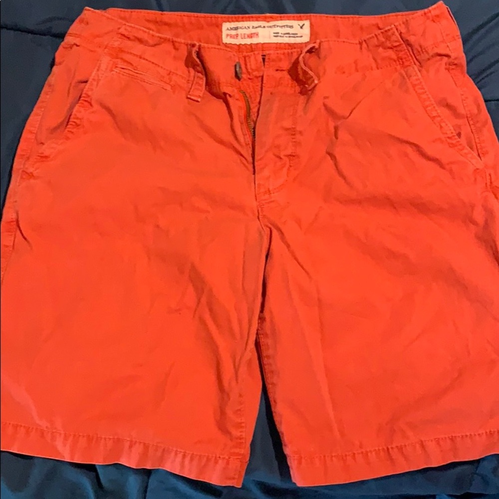 Men’s American eagle shorts. 33.